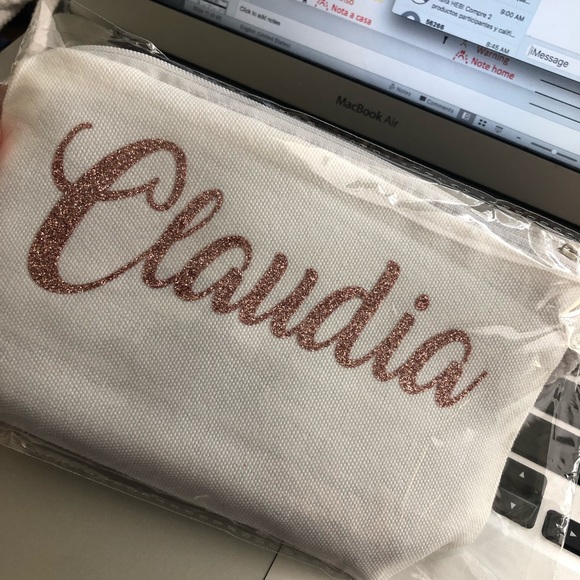 Customized Wristlets/makeup bags - Picture 2 of 4